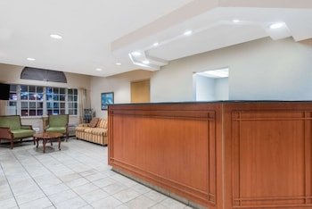 Knights Inn & Suites Allentown