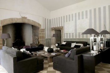 Chateau De Lissac