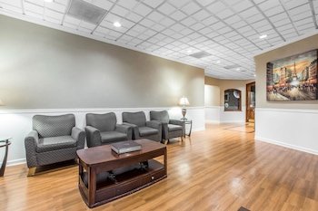 Quality Inn Midtown Savannah 