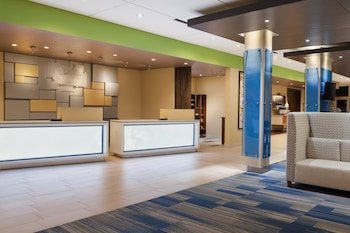 Holiday Inn Express & Suites Edinburg-Mcallen Area