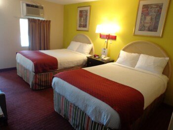 Economy Inn Express Warren