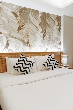 Isla Amara Resort