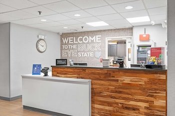 Hampton Inn Cleveland - Westlake