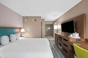 Hampton Inn Cleveland - Westlake