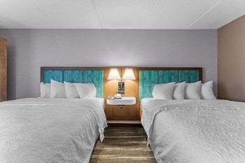 Hampton Inn Cleveland - Westlake