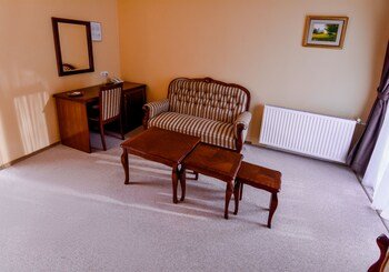 Hotel Majna