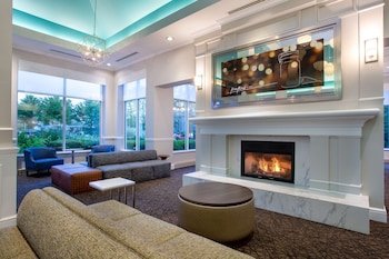 Hilton Garden Inn Islip / MacArthur Airport