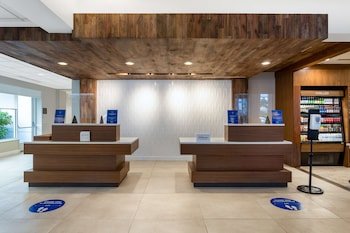 Hilton Garden Inn Islip / MacArthur Airport