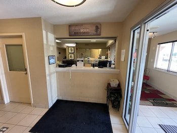 MainStay Suites Wichita Northeast