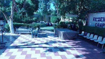 Rezeiky Hotel & Camping Luxor