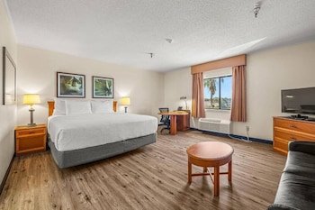 La Quinta Inn & Suites Tampa Brandon West