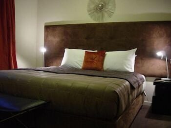 Terra Vive Luxury Suites & Apartments