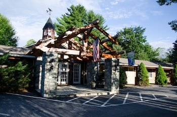 Village Inn