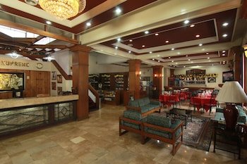 Hotel Supreme