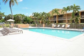 Hampton Inn Key Largo Manatee Bay