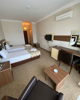 Abdullah Resort Hotel