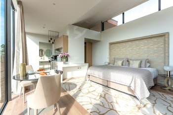 Omana Luxury Villa