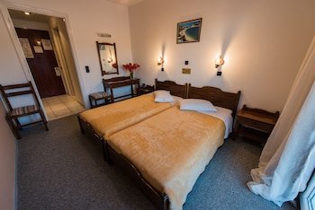 Hotel Anthousa