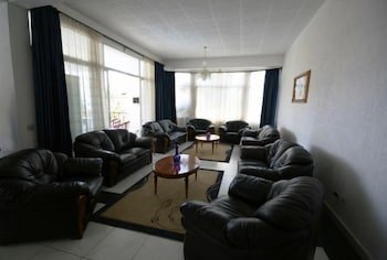 Top Hill Residence Kiriri