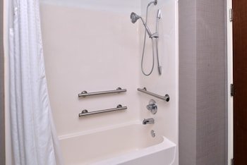 Holiday Inn Express Hotel & Suites Lonoke I-40 (Exit 175)