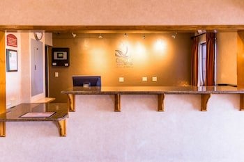 Quality Inn & Suites University