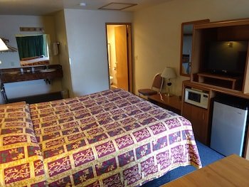 Milwaukie Inn