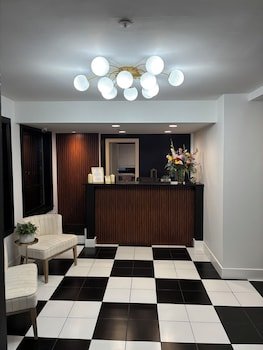 Mainstay Inn