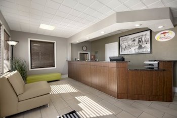 Super 8 by Wyndham Wytheville