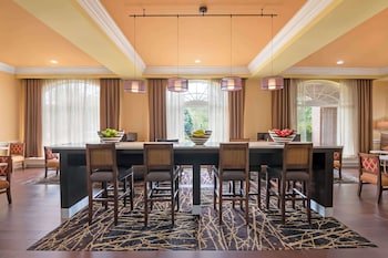 Hampton Inn & Suites Stamford