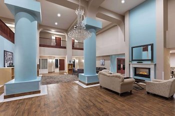 Super 8 by Wyndham Lubbock West