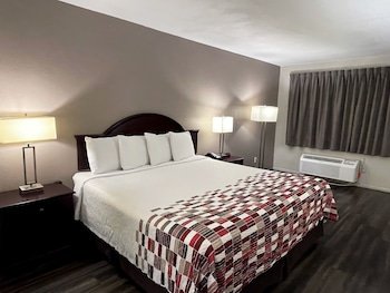 Red Roof Inn Childress