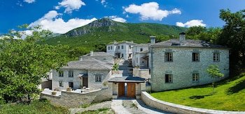 Artsistas Houses