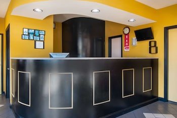 Econo Lodge Inn & Suites Fort Oglethorpe