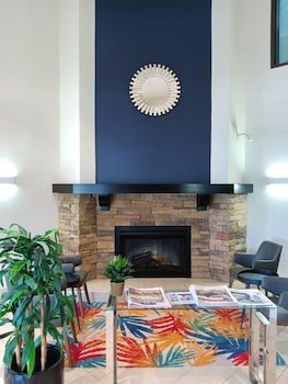 Super 8 by Wyndham St-Jerome
