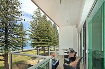 Breeze Apartments