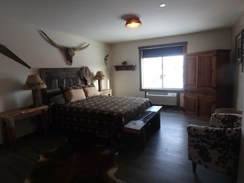Rays Place Inn