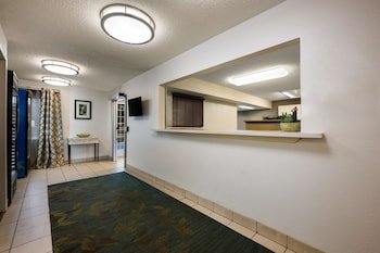 Sonesta Simply Suites Huntsville Research Park