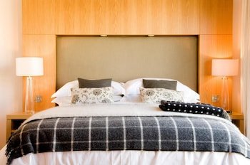Waterford Castle Hotel & Golf Resort