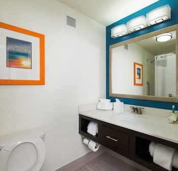 Holiday Inn Express St. Simons Island