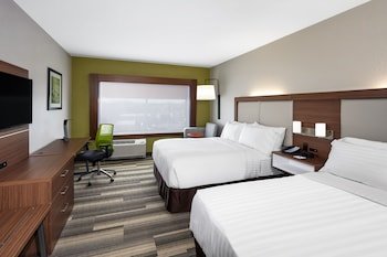 Holiday Inn Express & Suites Chicago North Shore - Niles