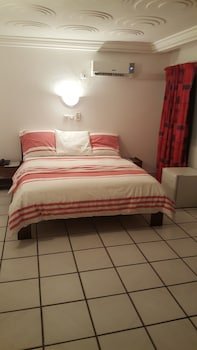 Hôtel Saint Jacques - Brazzaville Centre Ville