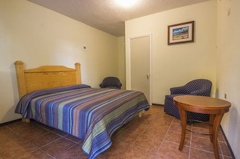 Consul Suites