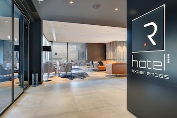 R Hotel