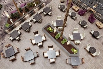 Embassy Suites by Hilton Irvine Orange County Airport