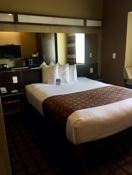 Microtel Inn & Suites by Wyndham Minot