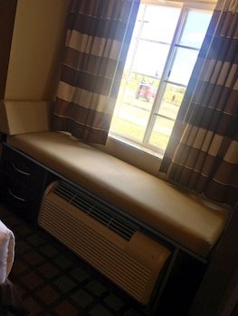 Microtel Inn & Suites by Wyndham Minot