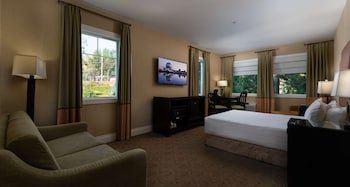 Prestige Oceanfront Resort Sooke