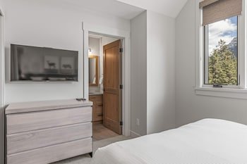 Tamarack Lodge by Spring Creek Vacations