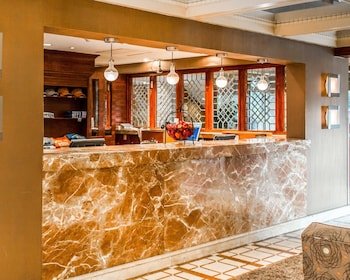 The Woodlands Inn, Ascend Hotel Collection