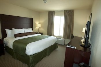 Cobblestone Inn & Suites in Langdon